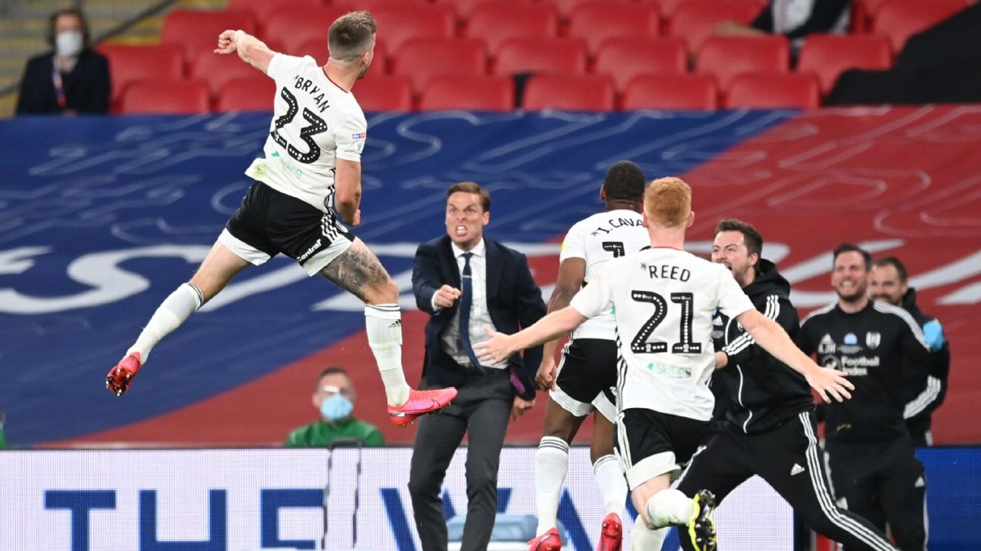 伤被迫缺席 伤被迫缺席